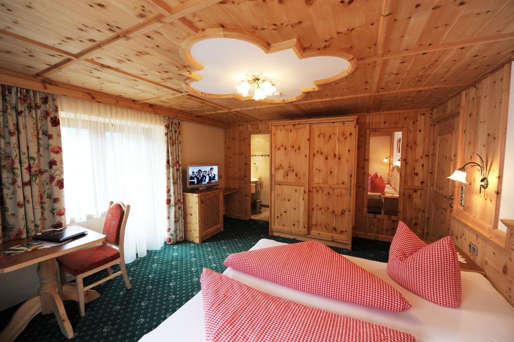 Hotel Garni Landhaus Platzer Zell am Ziller Εξωτερικό φωτογραφία