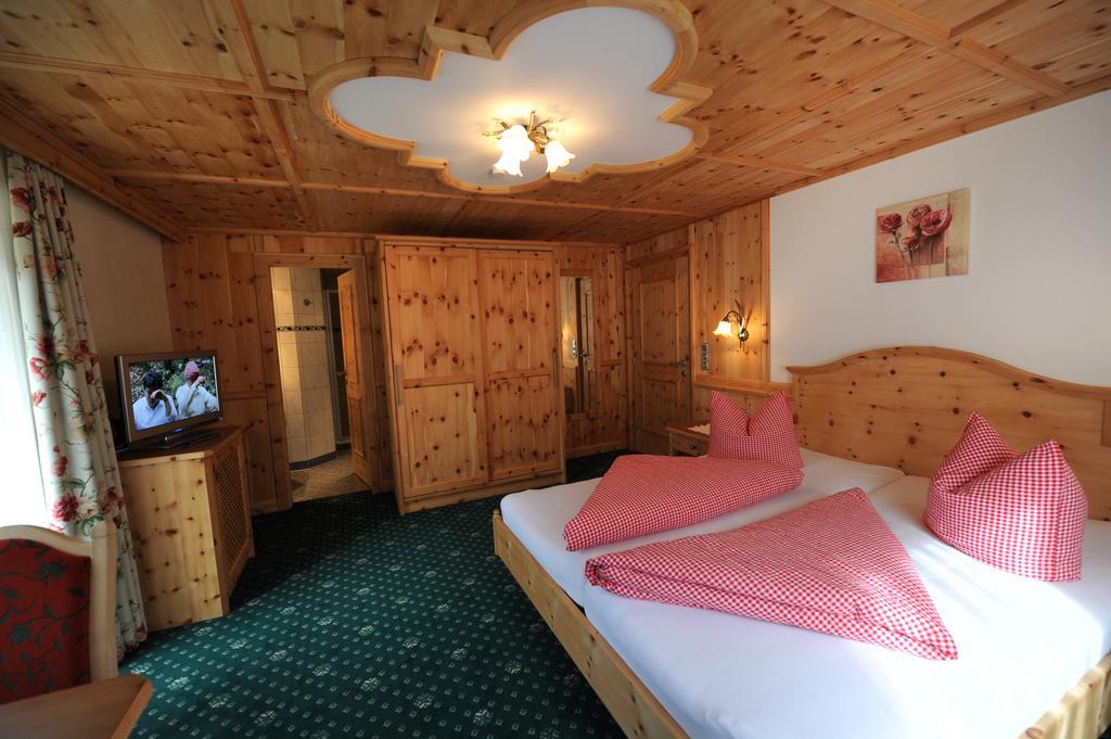 Hotel Garni Landhaus Platzer Zell am Ziller Εξωτερικό φωτογραφία