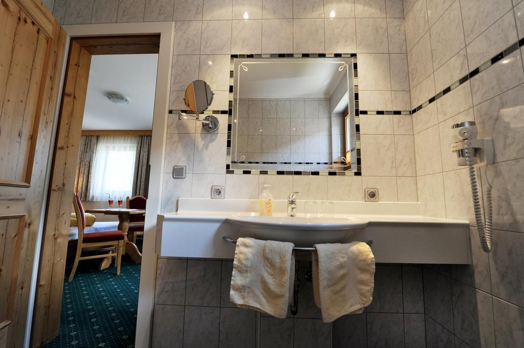 Hotel Garni Landhaus Platzer Zell am Ziller Εξωτερικό φωτογραφία