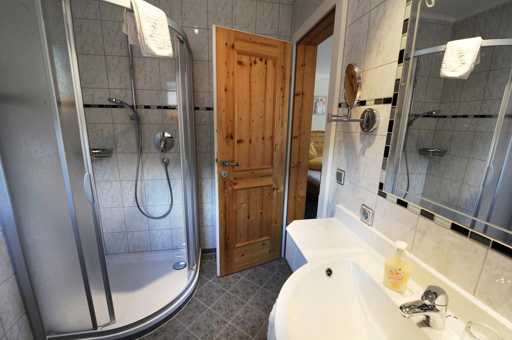 Hotel Garni Landhaus Platzer Zell am Ziller Εξωτερικό φωτογραφία
