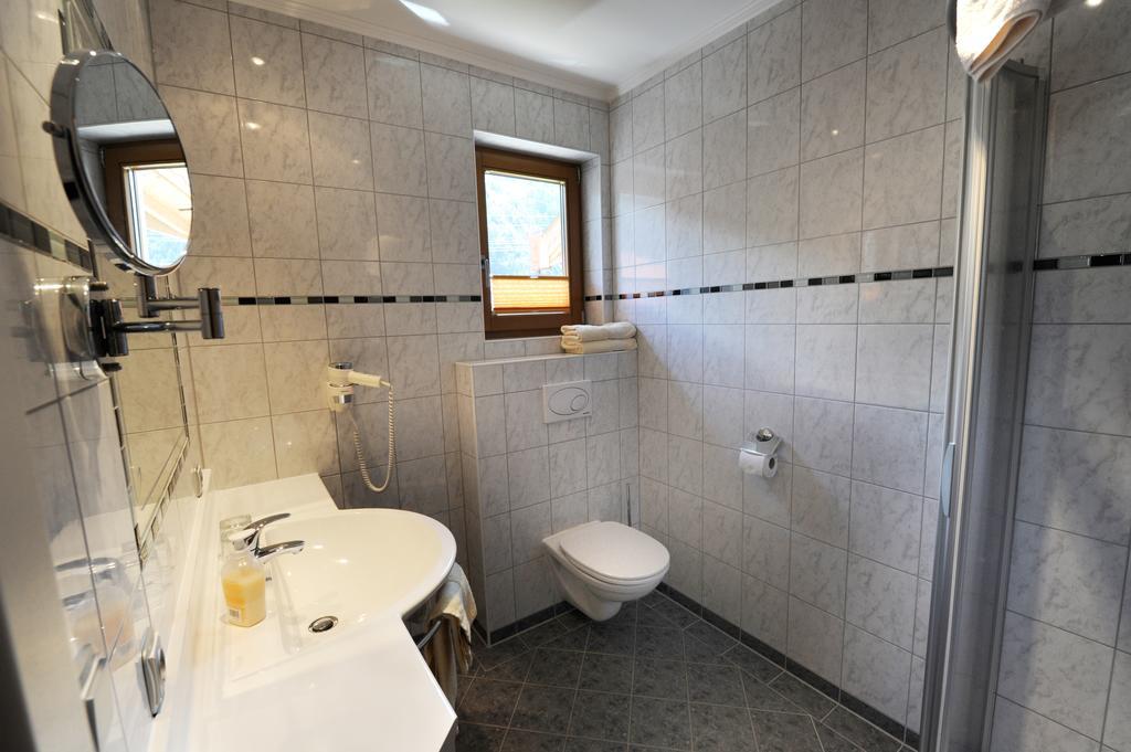 Hotel Garni Landhaus Platzer Zell am Ziller Εξωτερικό φωτογραφία